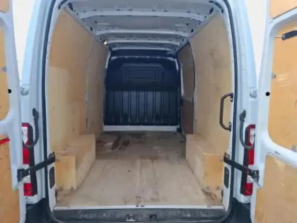 Photo 23 Renault Master  Fg F3300 L2H2 2.3 Blue dCi 135ch Grand Confort Euro6