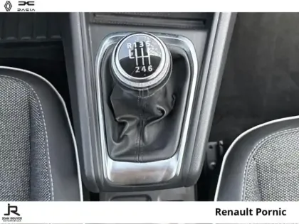 Photo 5 Renault Captur  1.3 TCe mild hybrid 140ch Techno