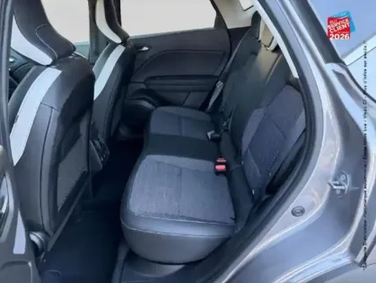 Photo 10 Renault Captur  1.6 E-Tech hybride 145ch Techno