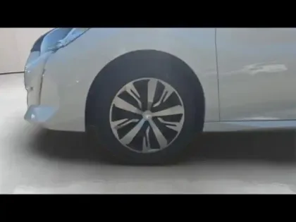 Photo 10 Peugeot 208  1.2 PureTech 100ch S&S Active