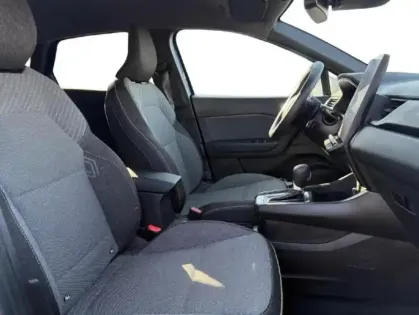 Photo 14 Renault Captur  1.6 E-Tech hybride 145ch Techno