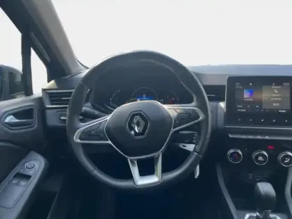 Photo 13 Renault Clio  1.6 E-Tech hybride 145ch Equilibre