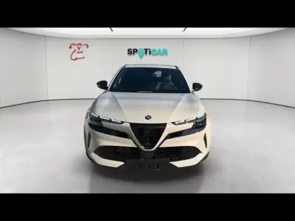 Photo 8 Alfa Romeo Junior  1.2 Ibrida 136ch Speciale DCT6