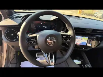 Photo 11 Alfa Romeo Junior  1.2 Ibrida 136ch Speciale DCT6