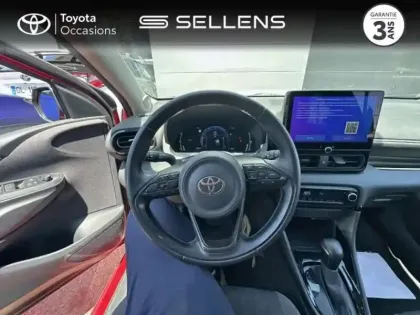 Photo 8 Toyota Yaris  116h Design 5p MC24