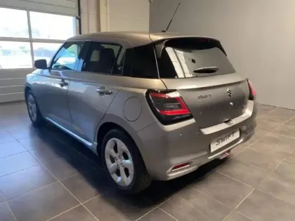 Photo 6 Suzuki Swift  1.2 Hybrid 83ch Privilège