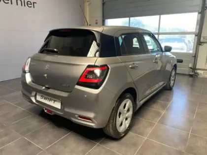 Photo 8 Suzuki Swift  1.2 Hybrid 83ch Privilège