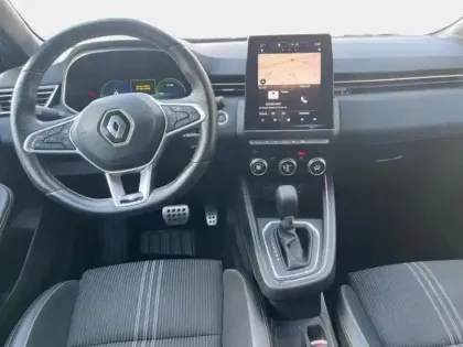 Photo 12 Renault Clio  1.6 E-Tech hybride 145ch Engineered