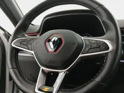Photo 14 Renault Arkana  1.6 E-Tech hybride 145ch RS Line Fast Track