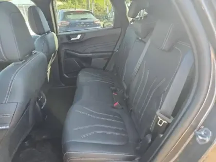 Photo 11 Ford Kuga  2.5 Duratec 190ch FHEV E85 Vignale BVA