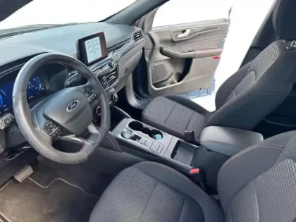 Photo 6 Ford Kuga  2.5 Duratec 190ch FHEV E85 ST-Line BVA