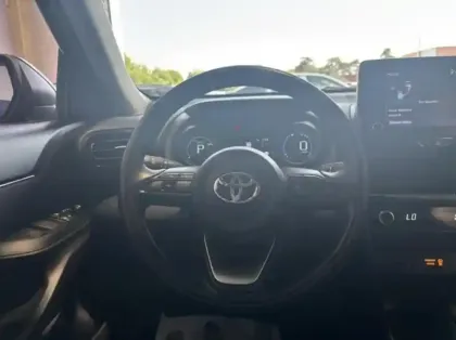Photo 11 Toyota Yaris  Cross 116h Dynamic MY22