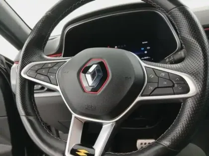 Photo 14 Renault Arkana  1.6 E-Tech hybride 145ch RS Line Fast Track