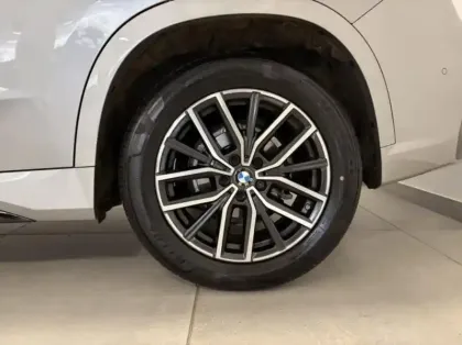 Photo 8 BMW X1  sDrive18d 150ch M Sport