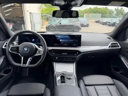 Photo 5 BMW Serie 3 Série 3 Touring 330eA 292ch M Sport