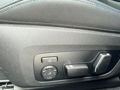 Photo 8 BMW Serie 3 Série 3 Touring 330eA 292ch M Sport