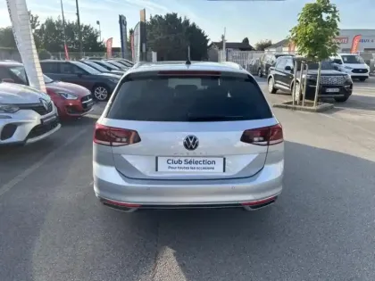 Photo 5 Volkswagen Passat  SW 2.0 TDI EVO 150ch Lounge DSG7 8cv
