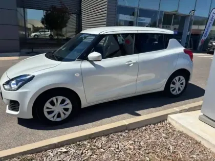 Photo 8 Suzuki Swift  1.2 Dualjet Hybrid 83ch Avantage