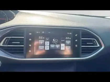 Photo 12 Peugeot 308  1.2 Puretech 130ch Allure S&S 5p