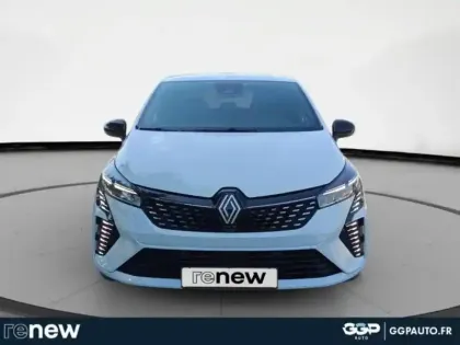 Photo 7 Renault Clio  1.6 E-Tech 145ch full hybrid Techno