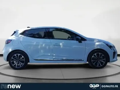 Photo 5 Renault Clio  1.6 E-Tech 145ch full hybrid Techno