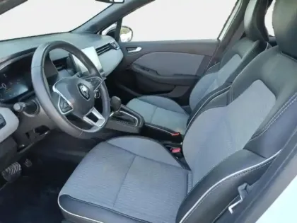 Photo 13 Renault Clio  1.6 E-Tech 145ch full hybrid Techno