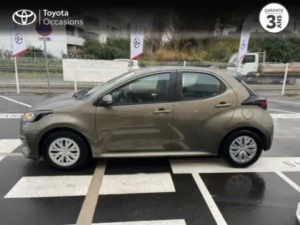 Photo 12 Toyota Yaris  116h Dynamic 5p MY22