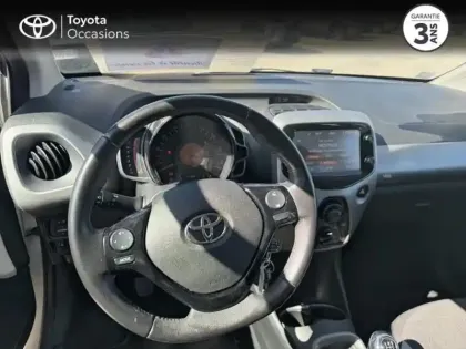 Photo 8 Toyota Aygo  1.0 VVT-i 72ch x-play 5p