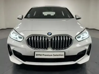 Photo 16 BMW Serie 1 Série 1 118iA 136ch M Sport DKG7