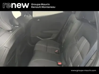 Photo 10 Renault Clio  1.6 E-Tech hybride 145ch Engineered