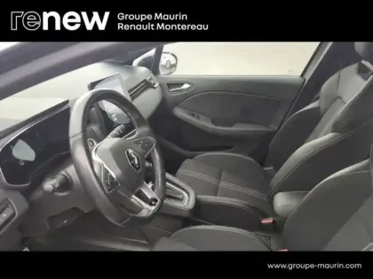 Photo 9 Renault Clio  1.6 E-Tech hybride 145ch Engineered