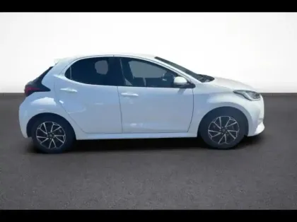 Photo 6 Toyota Yaris  116h Design 5p MC24