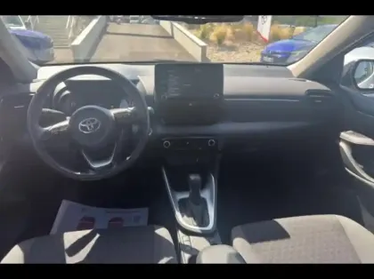 Photo 11 Toyota Yaris  116h Design 5p MC24