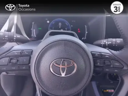 Photo 14 Toyota Aygo  X 116h Graphic