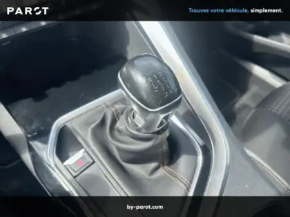 Photo 7 Peugeot 3008 1.5 BlueHDi 130ch E6.c Active S&S
