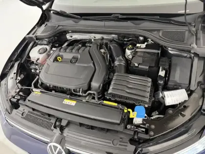 Photo 26 Volkswagen Golf 1.5 eTSI 130ch Style DSG7 + Caméra de recul