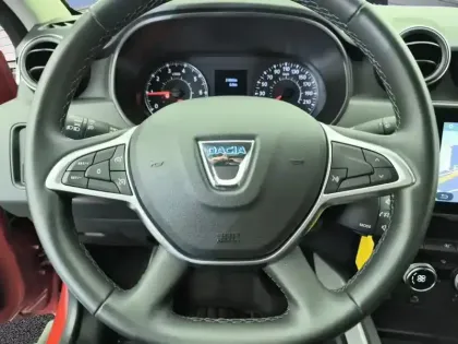 Photo 18 Dacia Duster  TCe 150 FAP 4x2 EDC Prestige