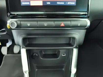 Photo 12 Citroën C3 Aircross  PureTech 110 S&S BVM6 C-Series