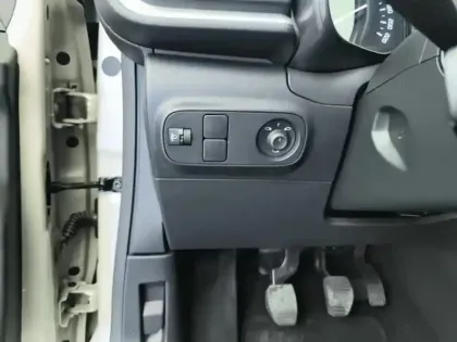 Photo 16 Citroën C3  PureTech 110 S&S BVM6 Shine
