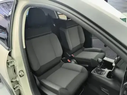 Photo 8 Citroën C3  PureTech 110 S&S BVM6 Shine