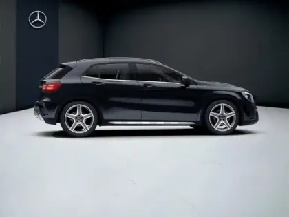 Photo 17 Mercedes GLA 200 d Fascination