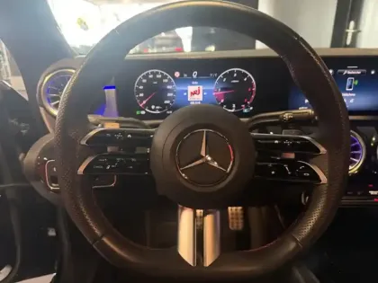 Photo 18 Mercedes CLA  200 d Coupé AMG Line