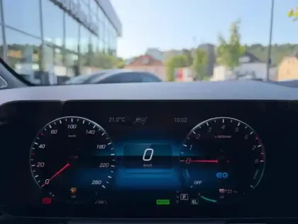 Photo 36 Mercedes GLA  250 e AMG Line