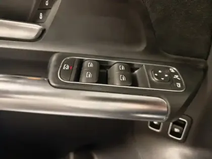Photo 18 Mercedes GLA 250 e AMG Line