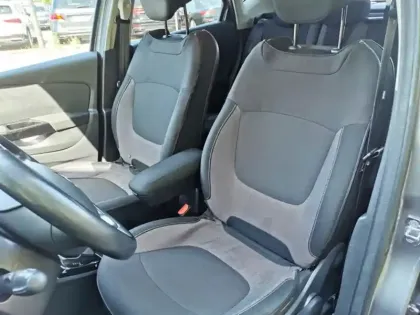 Photo 13 Renault Captur Intens 1.5 DCI 90 ch BVA6