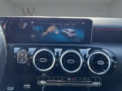 Photo 17 Mercedes Classe A 180 AMG Line