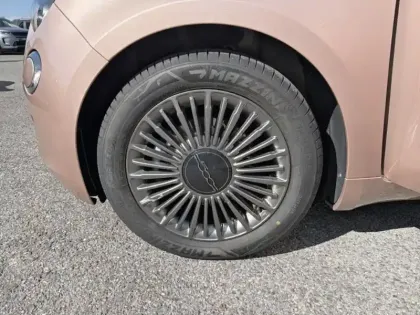 Photo 11 Fiat 500  e 118ch Icône Plus