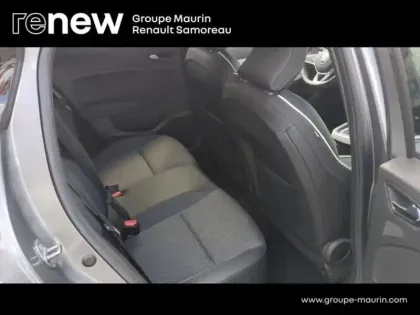 Photo 12 Renault Clio  1.6 E-Tech hybride 145ch Techno