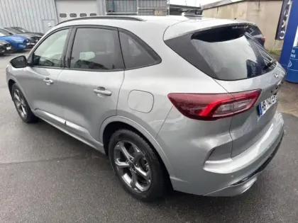 Photo 6 Ford Kuga  2.5 Duratec 180ch Hybrid FlexiFuel ST-Line Powershift