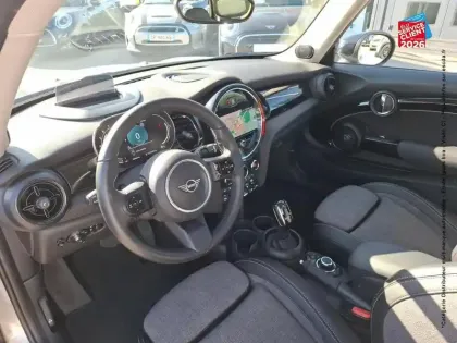 Photo 44 Mini Mini  Cooper 136ch Edition Premium Plus BVA7